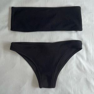 Black bandeau bikini